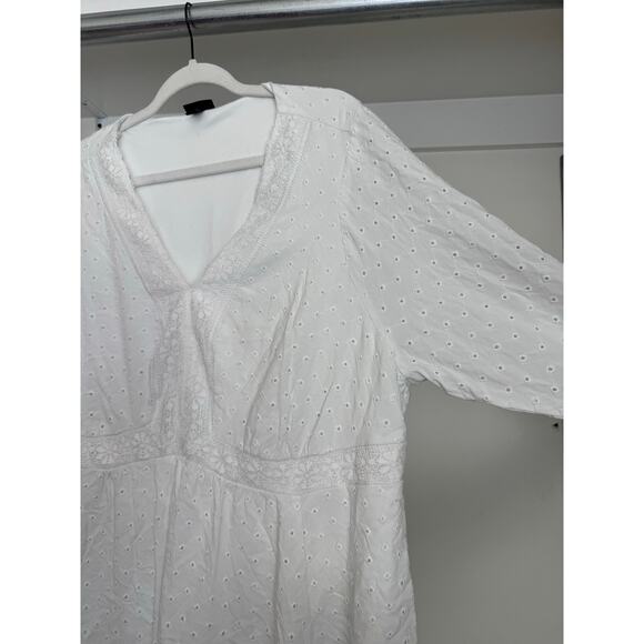 Torrid Women's Eyelet Embroidered Peasant Blouse Tunic-Length Size 3 (22/24) 3XL - Picture 2 of 8
